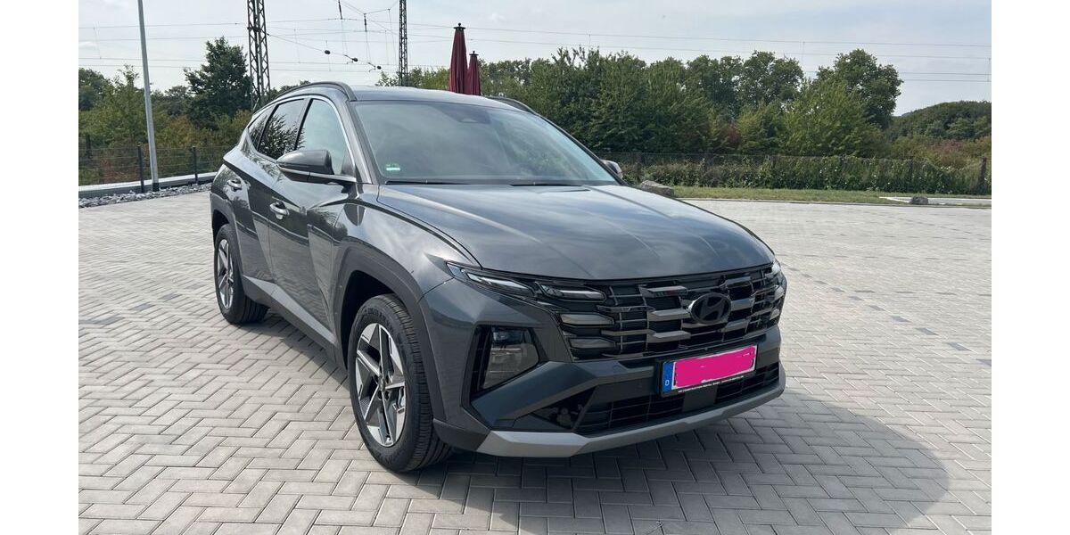 Hyundai TUCSON 34.900 km 30.999 &euro; Weißenthurm 56575