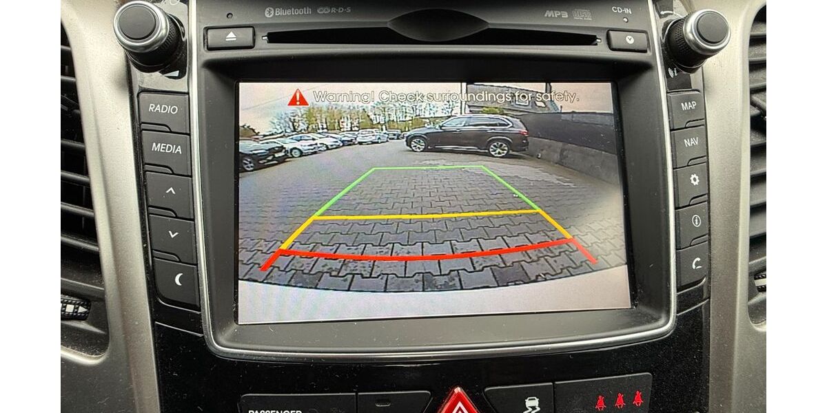 Hyundai i30 94.590 km 9.690 &euro; Diez 65582