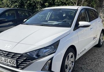 Hyundai i20 4.000 km 18.990 &euro; Koblenz 56072