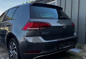 VW Golf 111.024 km 9.980 &euro; Bad Breisig 53498