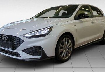 Hyundai i30 28.464 km 24.880 &euro; Dörth 56281