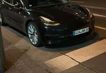 Tesla Model 3 129.500 km 20.700 &euro; Lahnstein 56112