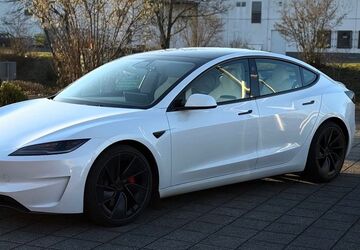 Tesla Model 3 48.000 km 46.900 &euro; Koblenz 56070
