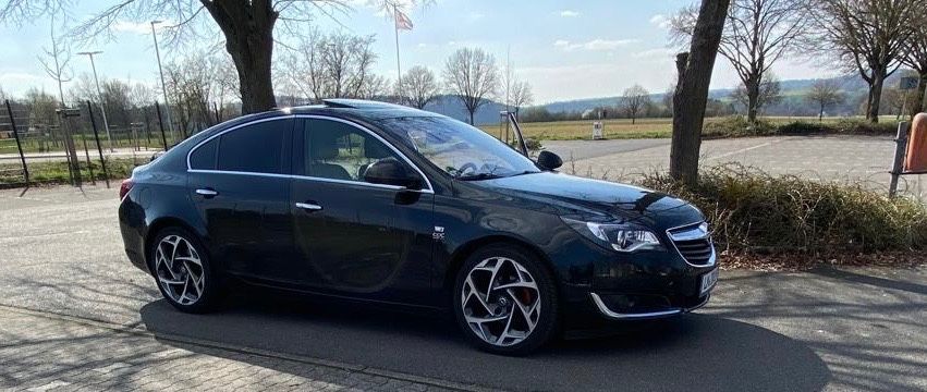 Opel Insignia 245.000 km 5.900 &euro; Diez 65582