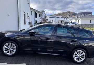 Skoda Octavia 97.300 km 16.999 &euro; Ettringen 56729