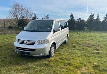 VW T5 Multivan 330.000 km 10.500 &euro; Sessenhausen 56244