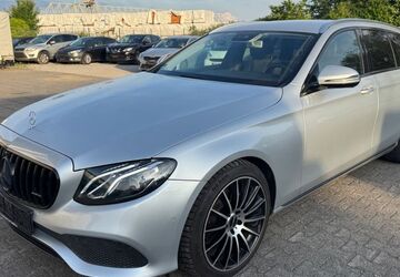 Mercedes-Benz E 220 178.000 km 16.990 &euro; Oberhonnefeld 56587