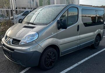 Renault Trafic 82.000 km 11.000 &euro; Diez 65582