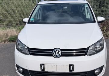 VW Touran 248.000 km 4.799 &euro; Koblenz 56076