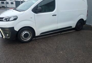 Toyota Proace (Verso) 145.563 km 12.500 &euro; Weißenthurm 56575
