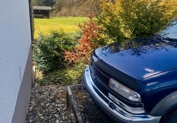 Chevrolet Blazer 358.000 km 1.650 &euro; Steimel 57614