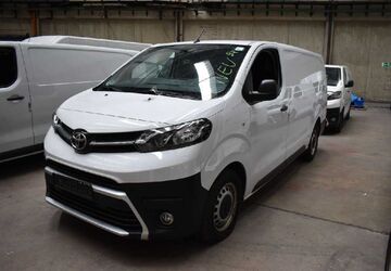 Toyota Proace (Verso) 39.000 km 18.900 &euro; Burgen 56332