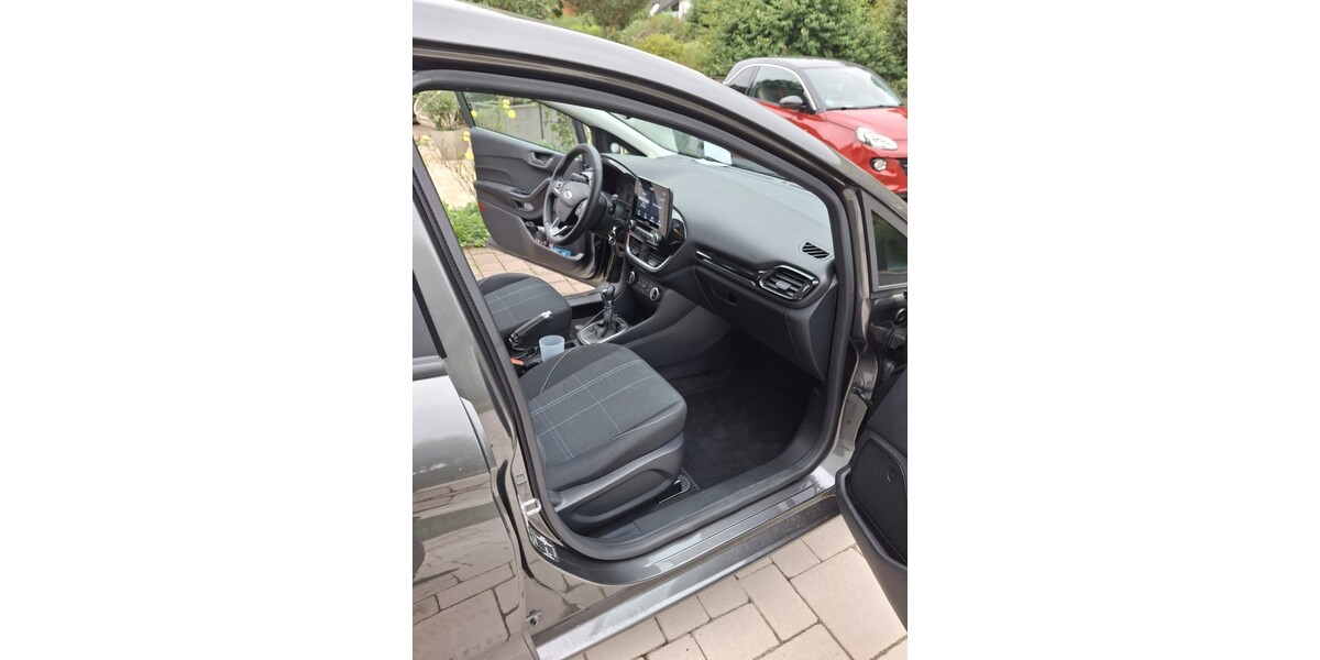 Ford Fiesta 7.900 km 13.500 &euro; Winningen 56333