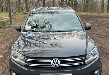 VW Tiguan 79.000 km 12.350 &euro; Nentershausen 56412