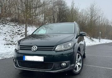 VW Touran 228.000 km 6.700 &euro; Höhr-Grenzhausen 56203