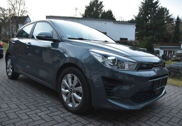 Kia Rio 97.000 km 10.500 &euro; Trimbs 56753
