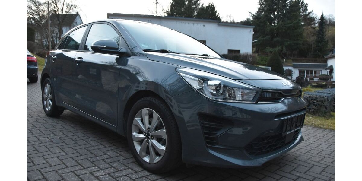 Kia Rio 97.000 km 10.500 &euro; Trimbs 56753