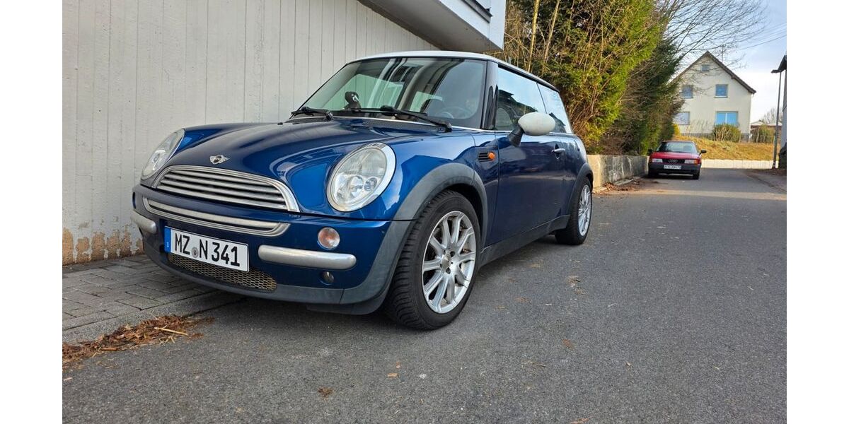 Mini Cooper 208.140 km 1.650 &euro; Breitenau 56237