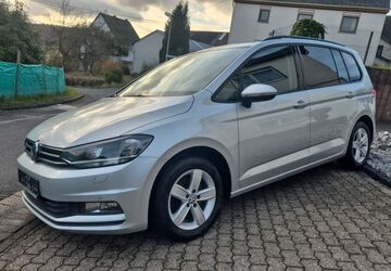 VW Touran 122.000 km 16.400 &euro; Niederraden 56587