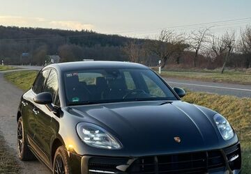Porsche Macan 103.500 km 46.500 &euro; Winningen 56333