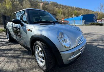 Mini ONE 215.123 km 2.999 &euro; Dieblich 56332