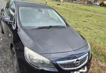 Opel Astra 215.000 km 3.000 &euro; Niedersayn 56244
