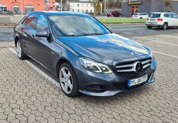 Mercedes-Benz E 300 297.000 km 9.000 &euro; Andernach 56626