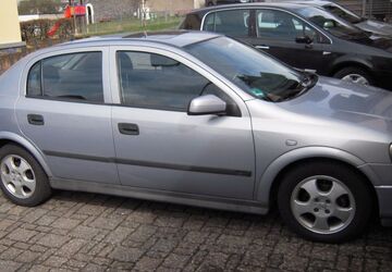 Opel Astra 98.000 km 4.200 &euro; Caan 56237