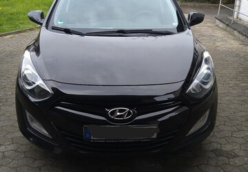 Hyundai i30 93.000 km 7.900 &euro; Koblenz 56068