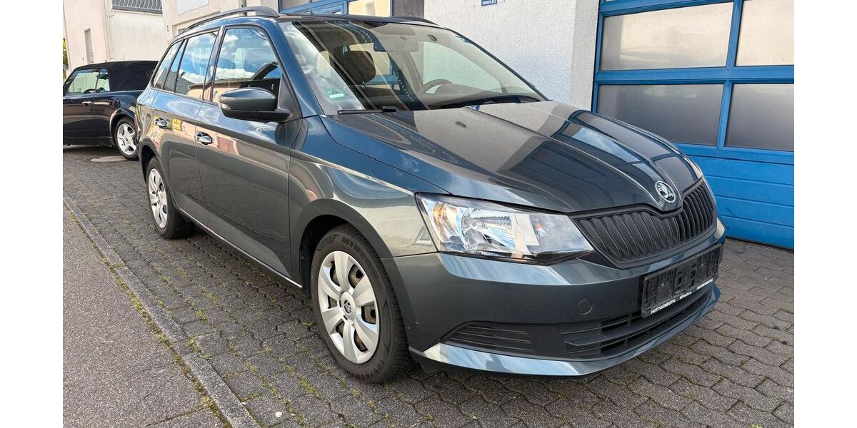 Skoda Fabia 202.000 km 4.990 &euro; Ransbach-Baumbach 56235