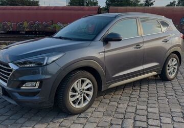 Hyundai TUCSON 158.000 km 17.450 &euro; Mulheim Karlich 56218