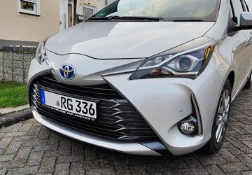 Toyota Yaris 43.000 km 14.250 &euro; Brohl-Lützing 56656