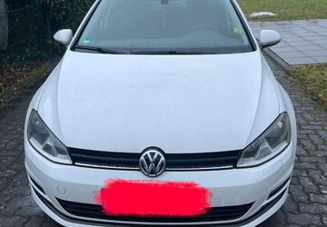 VW Golf 220.800 km 6.900 &euro; Straßenhaus 56587