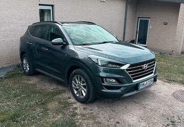 Hyundai TUCSON 159.000 km 16.900 &euro; Mulheim Karlich 56218