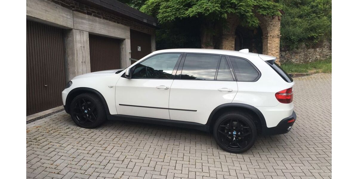 BMW X5 152.000 km 14.900 &euro; Koblenz 56073