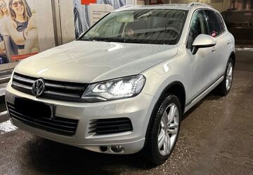 VW Touareg 226.000 km 15.750 &euro; Andernach 56626
