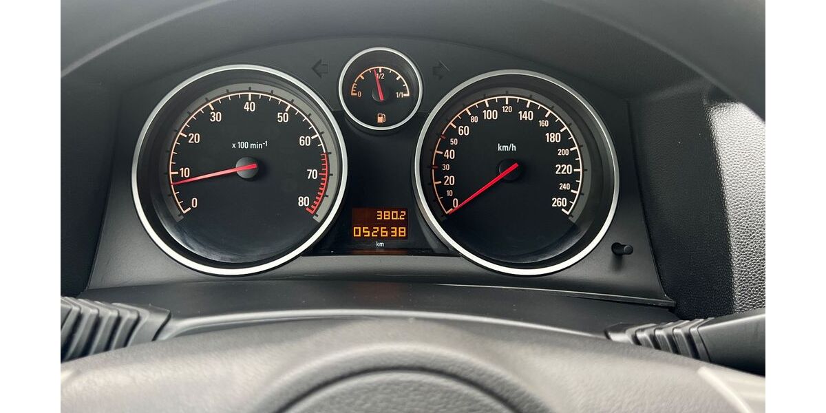 Opel Astra 52.000 km 3.999 &euro; Holzhausen ander Heide 56357