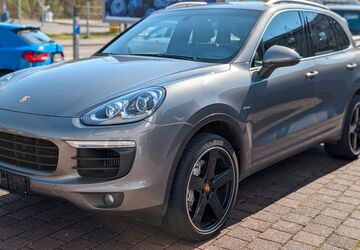 Porsche Cayenne 405.645 km 32.000 &euro; Montabaur 56410