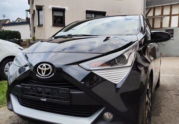 Toyota Aygo (X) 78.400 km 8.200 &euro; Thalhausen 56584