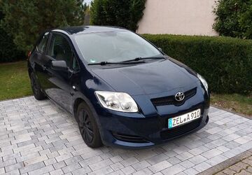 Toyota Auris 166.000 km 3.650 &euro; Kaifenheim 56761