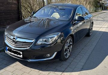 Opel Insignia 245.000 km 6.800 &euro; Diez 65582