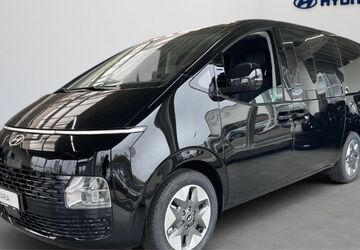 Hyundai STARIA 1.490 km 51.990 &euro; Andernach 56626