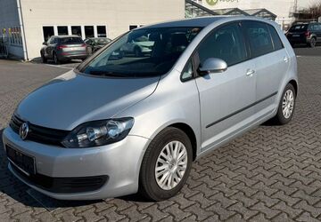 VW Golf 128.000 km 5.500 &euro; Diez 65582