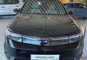 Opel Grandland (X) 4.101 km 33.950 &euro; Nastätten 56355