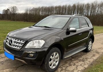 Mercedes-Benz ML 350 381.000 km 7.499 &euro; Dierdorf 56269