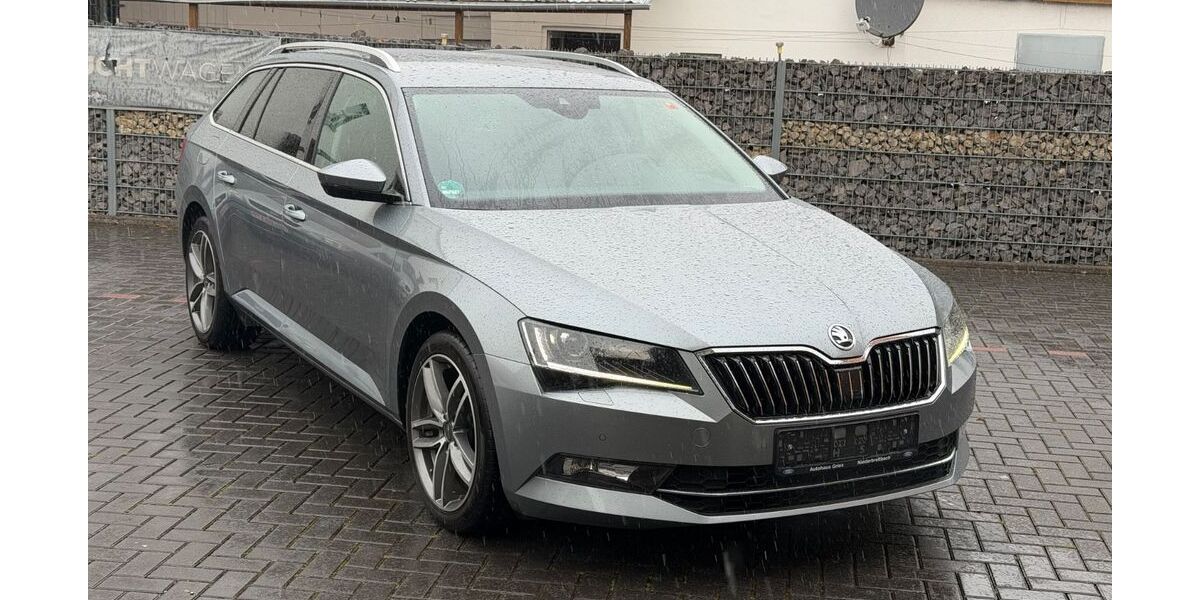 Skoda Superb 128.000 km 16.490 &euro; Bad Breisig 53498