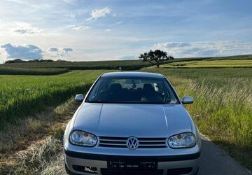 VW Golf 208.000 km 1.300 &euro; Nochern 56357
