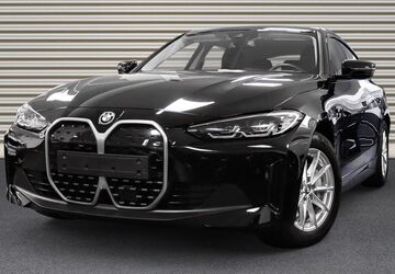 BMW i4 33.022 km 37.900 &euro; Koblenz 56073