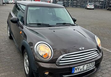 Mini ONE 150.000 km 5.000 &euro; Kettig 56220