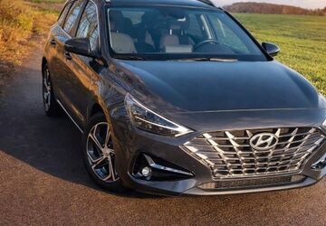 Hyundai i30 61.800 km 17.099 &euro; Ellenhausen 56242